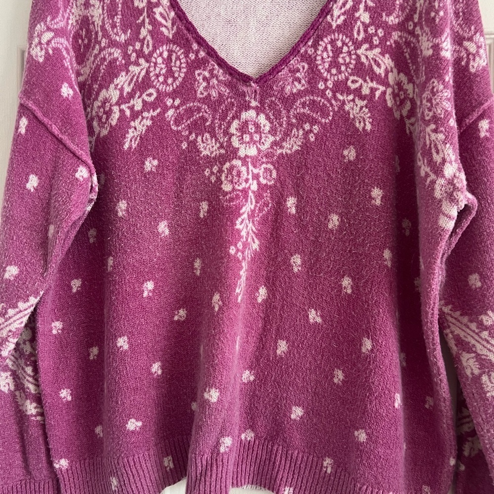 Sundance Catalog Bandanna sweater. Paisley print. Pink. GUC! Size Medium. - Picture 3 of 8